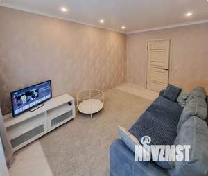 2-к квартира, посуточно, 39м2, 1/2 этаж