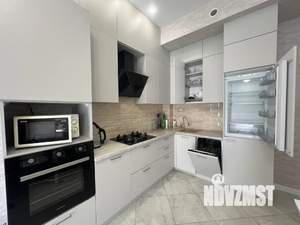 3-к квартира, посуточно, 80м2, 1/8 этаж