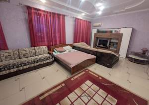 Студия квартира, на длительный срок, 100м2, 1/3 этаж