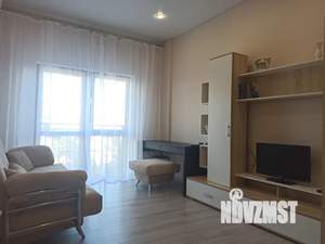 1-к квартира, посуточно, 38м2, 3/7 этаж
