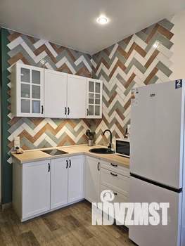 Студия квартира, посуточно, 28м2, 3/7 этаж