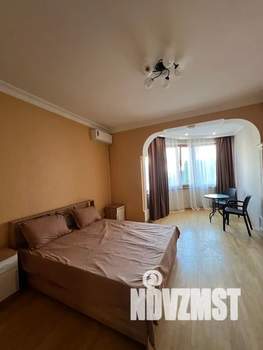 3-к квартира, посуточно, 140м2, 2/5 этаж