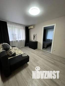 2-к квартира, посуточно, 40м2, 3/5 этаж