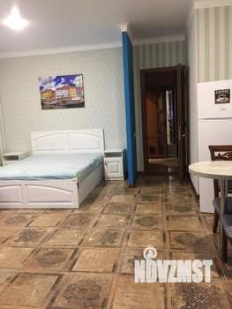 1-к квартира, посуточно, 40м2, 1/1 этаж