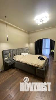 1-к квартира, посуточно, 62м2, 1/10 этаж