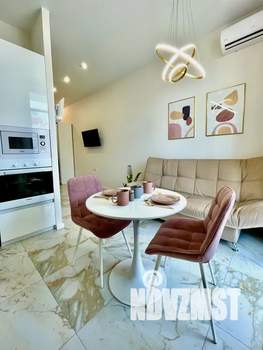 Студия квартира, посуточно, 38м2, 4/5 этаж