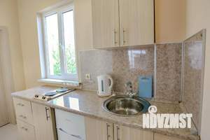 1-к квартира, посуточно, 28м2, 2/3 этаж