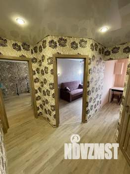 2-к квартира, посуточно, 40м2, 2/5 этаж