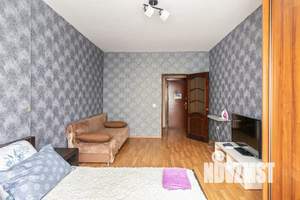 1-к квартира, посуточно, 40м2, 3/9 этаж