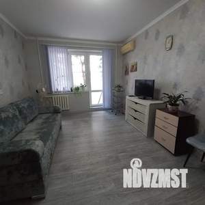 1-к квартира, посуточно, 37м2, 2/10 этаж