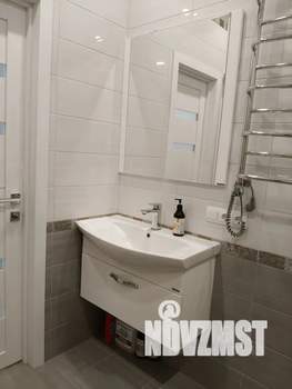 1-к квартира, посуточно, 44м2, 3/6 этаж