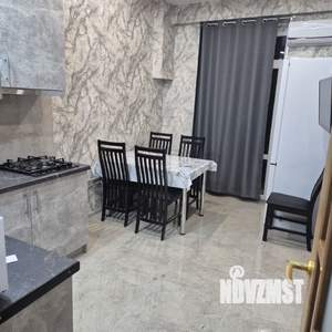 1-к квартира, посуточно, 42м2, 1/10 этаж