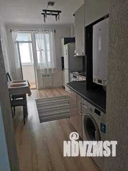1-к квартира, посуточно, 40м2, 4/10 этаж