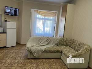 Студия квартира, посуточно, 35м2, 5/10 этаж