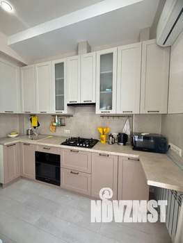 Студия квартира, посуточно, 26м2, 1/8 этаж