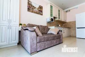 1-к квартира, посуточно, 42м2, 1/1 этаж