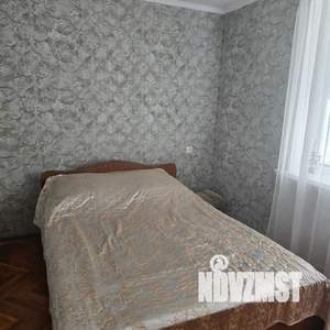 2-к квартира, посуточно, 46м2, 1/2 этаж