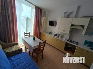 1-к квартира, посуточно, 52м2, 4/8 этаж