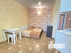 Студия квартира, посуточно, 35м2, 1/10 этаж