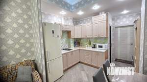 Студия квартира, посуточно, 32м2, 1/8 этаж