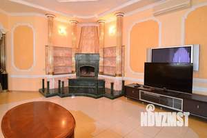 4-к квартира, посуточно, 200м2, 2/5 этаж