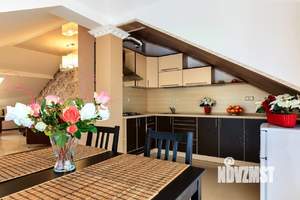 3-к квартира, посуточно, 120м2, 4/4 этаж