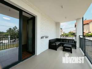 Студия квартира, посуточно, 47м2, 1/3 этаж