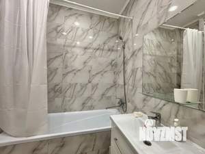 1-к квартира, посуточно, 42м2, 5/5 этаж