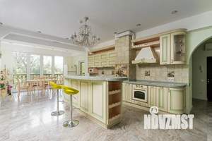 3-к квартира, посуточно, 200м2, 4/5 этаж