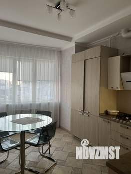 1-к квартира, посуточно, 61м2, 11/12 этаж