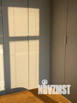 Студия квартира, посуточно, 38м2, 1/5 этаж