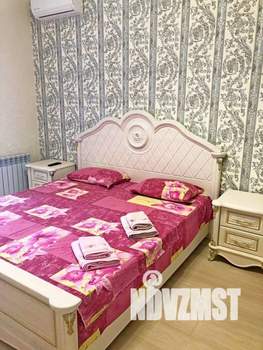 1-к квартира, посуточно, 50м2, 1/1 этаж