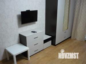 1-к квартира, посуточно, 40м2, 9/16 этаж