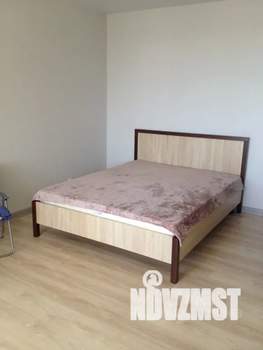 1-к квартира, посуточно, 40м2, 7/16 этаж