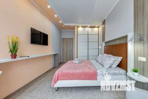 1-к квартира, посуточно, 39м2, 9/12 этаж