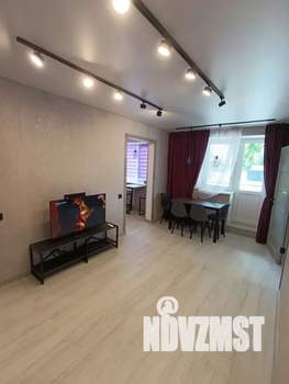 3-к квартира, посуточно, 50м2, 2/2 этаж