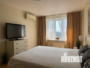 1-к квартира, посуточно, 42м2, 10/11 этаж