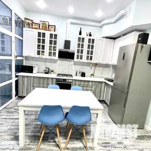 2-к квартира, посуточно, 56м2, 1/8 этаж