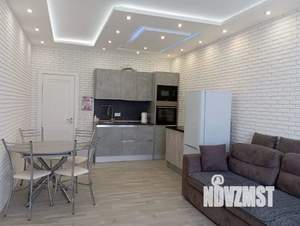 1-к квартира, посуточно, 48м2, 3/3 этаж