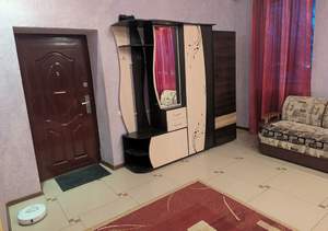 Студия квартира, на длительный срок, 100м2, 1/3 этаж