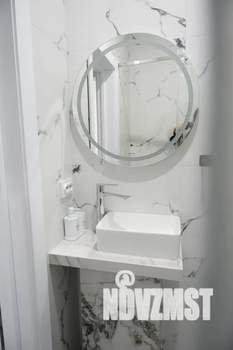 Студия квартира, посуточно, 35м2, 3/3 этаж