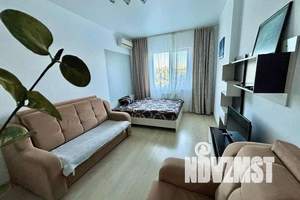 1-к квартира, посуточно, 35м2, 4/10 этаж