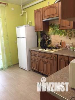 1-к квартира, посуточно, 40м2, 1/3 этаж