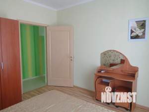 3-к квартира, посуточно, 80м2, 2/4 этаж