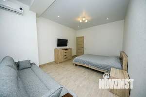 1-к квартира, посуточно, 47м2, 3/8 этаж