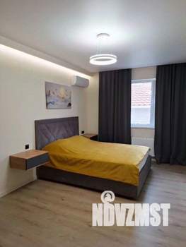 1-к квартира, посуточно, 50м2, 1/1 этаж