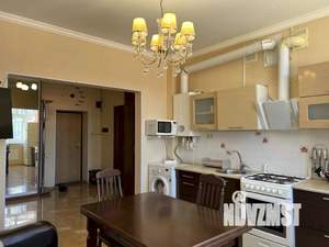 1-к квартира, посуточно, 56м2, 2/4 этаж