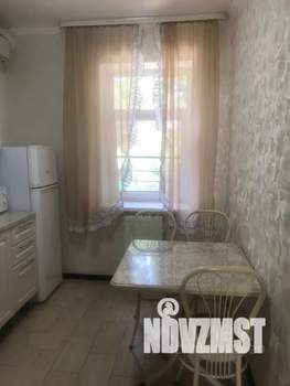 1-к квартира, посуточно, 25м2, 2/3 этаж