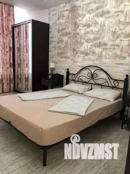 1-к квартира, посуточно, 50м2, 1/1 этаж