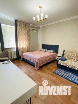 1-к квартира, посуточно, 45м2, 2/10 этаж
